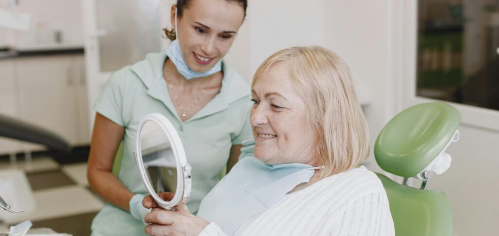 Implante dentário ou prótese